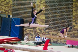 Pauline à la poutre et au sol
